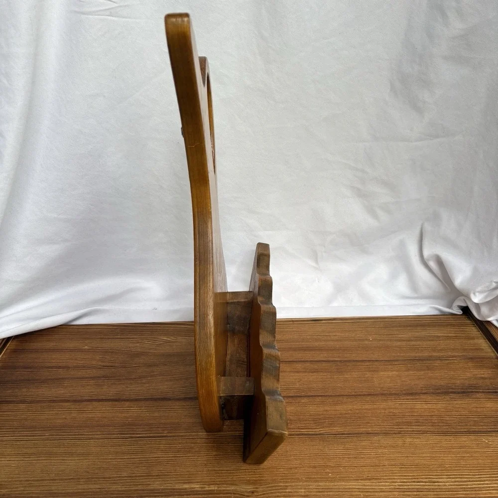 The Unbranded Brand features wooden